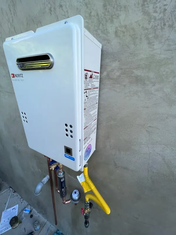 Tankless water heater installation for Woodhedge homes